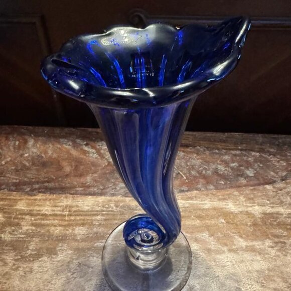 Sabina Glassworks Poland Art Glass Vase Cornucopia 11” Cobalt Blue HandBlown NEW - Picture 4 of 5